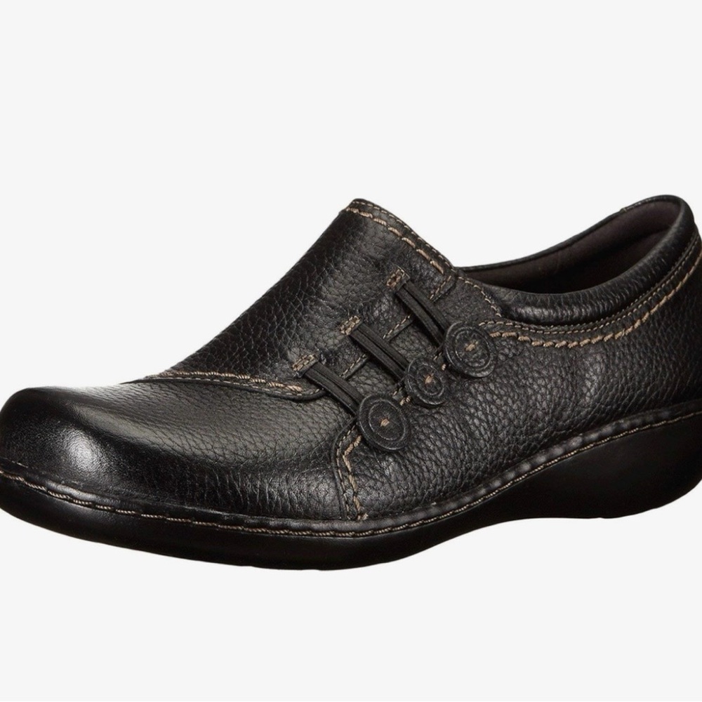 Clarks‎ Ashland Effie Brown Slip-On -- 9M